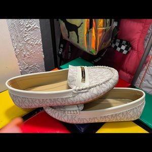 Only wore once . Amazing condition